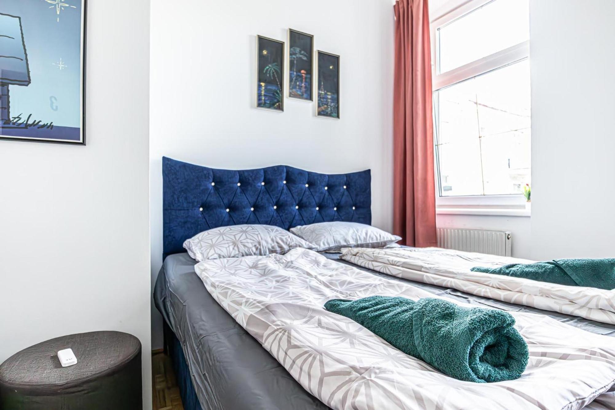 Near Schoenbrunn - Economy Rooms In Shared Apartment At Meidling Train Station Вена Экстерьер фото