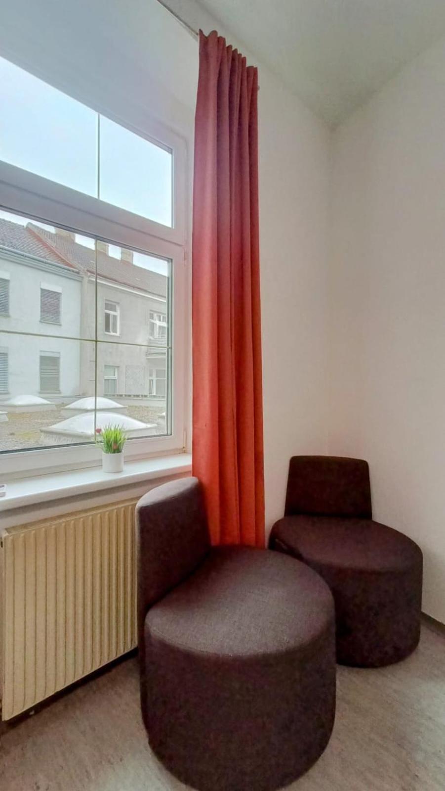 Near Schoenbrunn - Economy Rooms In Shared Apartment At Meidling Train Station Вена Экстерьер фото